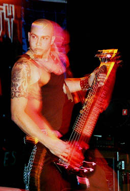 RCN-liveguitarmalice