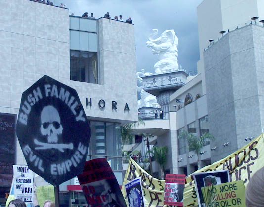 082hollywoodelephant