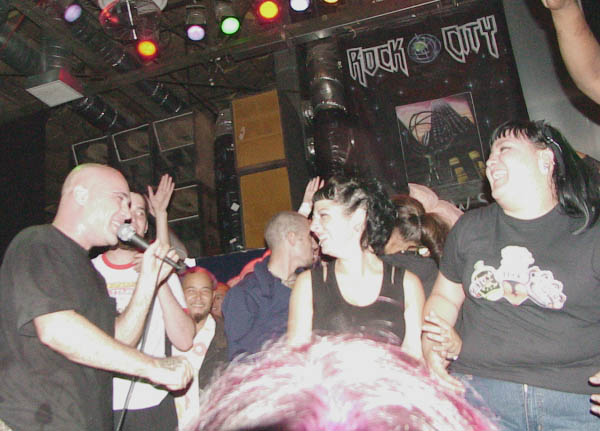 4033greenbillandfingergirls