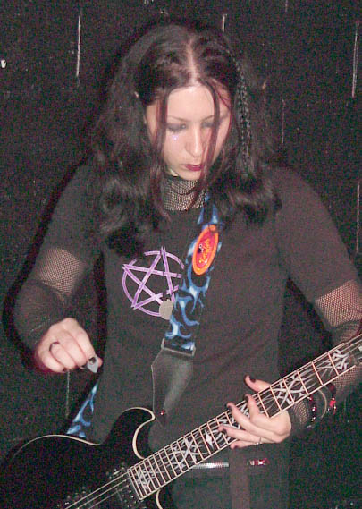 5013petroleumguitargirl